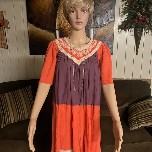 Go Softly Patio • Vintage • Boho • Orange/ Beige/Purple • Small •  Nightgown - Picture 6 of 16